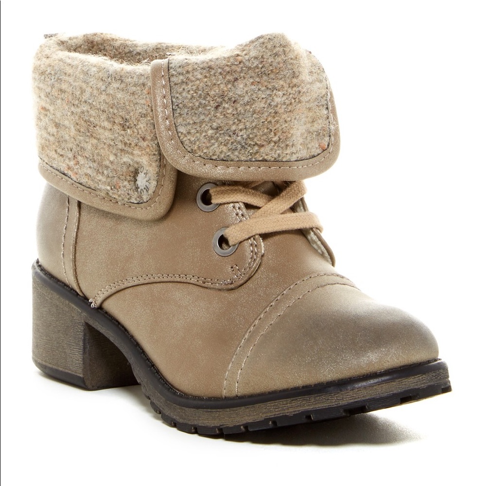 Roxy Bartlett Faux Fur Boot, 8.5